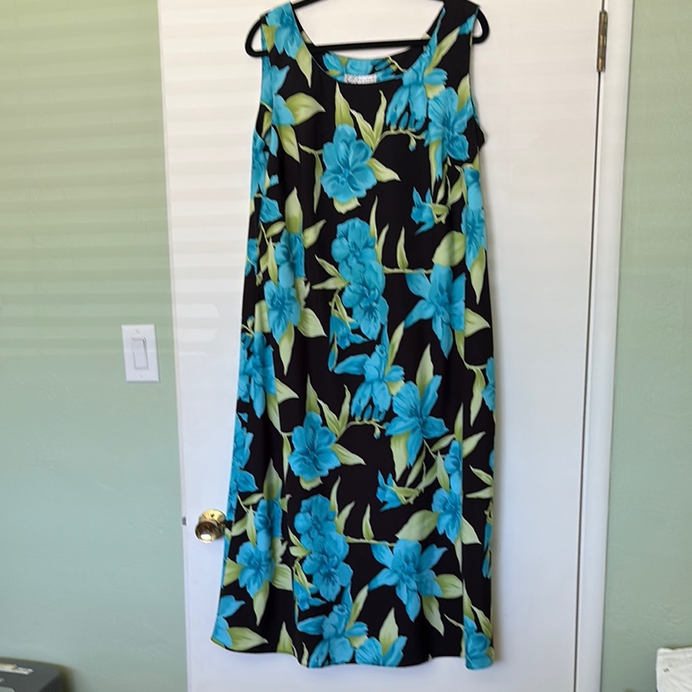 Dressbarn Blue Sleeveless Scoop Neck Maxi Sundress